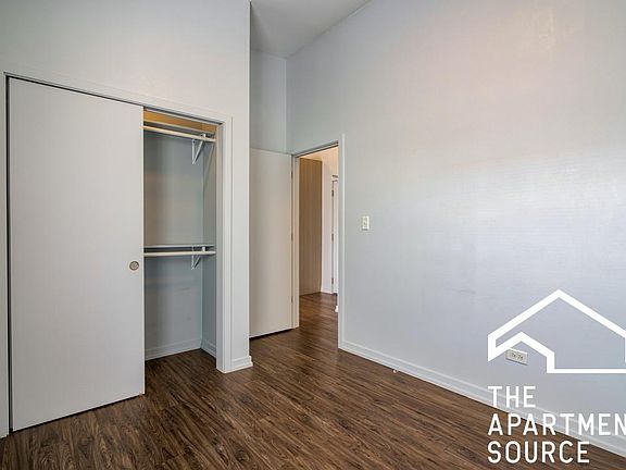 5th image of 5051 N Kenmore Ave APT 305