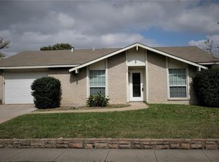 2109 Highbury Rd, Carrollton, TX 75007