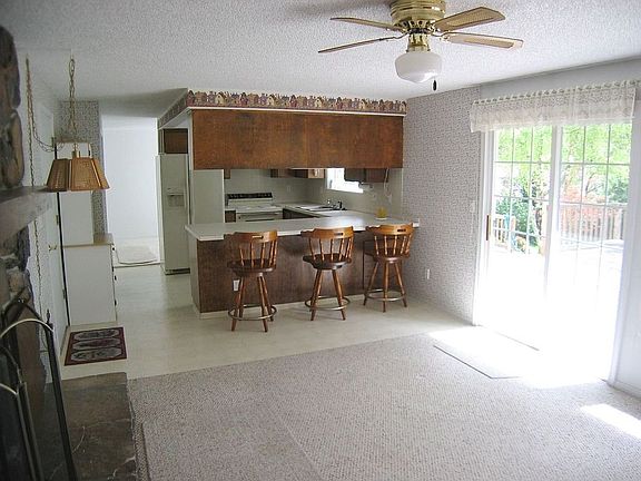 5th image of 5590 S Shore Dr