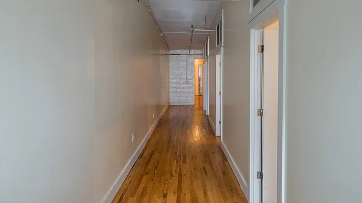 Rented by Nooklyn NYC LLC | media 17