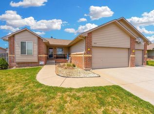2023 S Poplar St, Newton, KS 67114