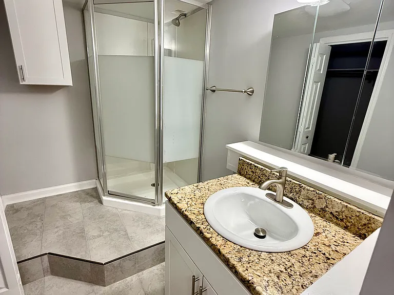 1039 Monticello Dr — Photo 35