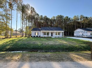 415 Chelsie St, Kenly, NC 27542