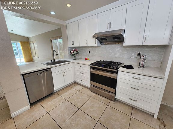 3rd image of 11025 San Pasqual Ave