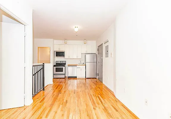 Rented by Arché Nest | media 14