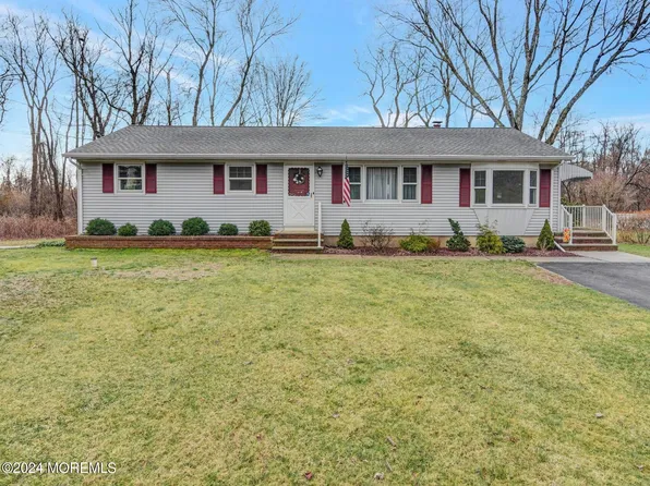 41 La Valley Drive, Manalapan, NJ 07726