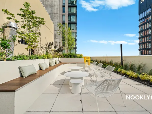 26-04 Jackson Avenue image 40 of 42