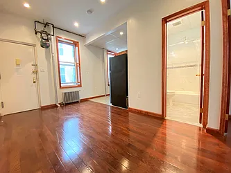 Rented by Nolita Group