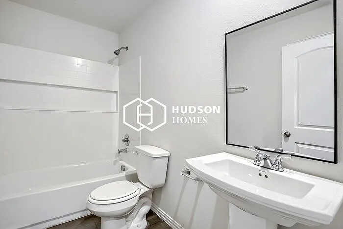 159 Westview Dr — Photo 12