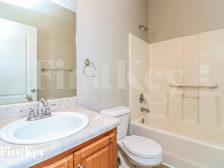 85 Meadow Spring Ct — Photo 17