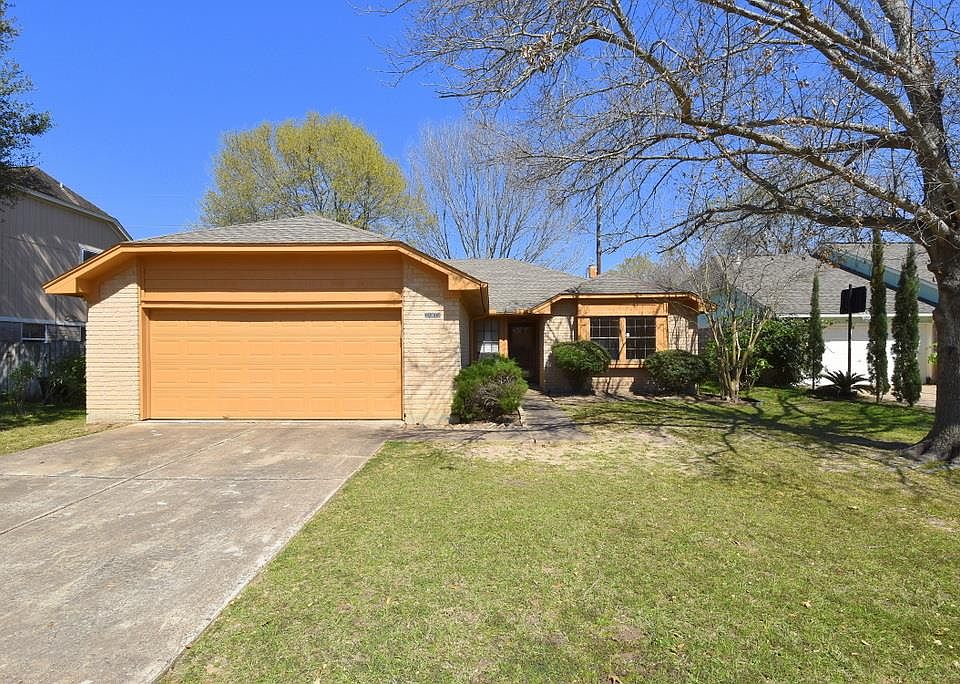 1st image of 15010 Mulberry Meadows Dr