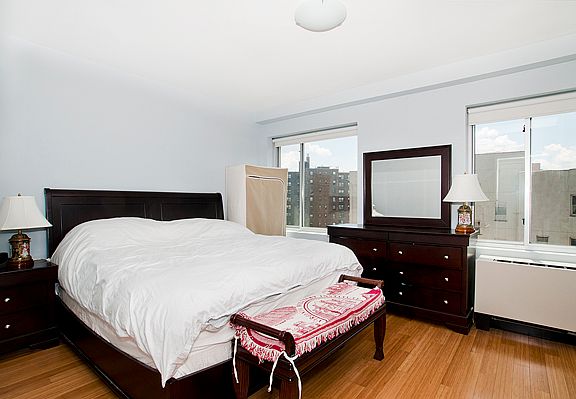 3rd image of 2021 1st Ave APT 6A
