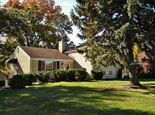 2942 McCully Rd, Allison Park, PA 15101