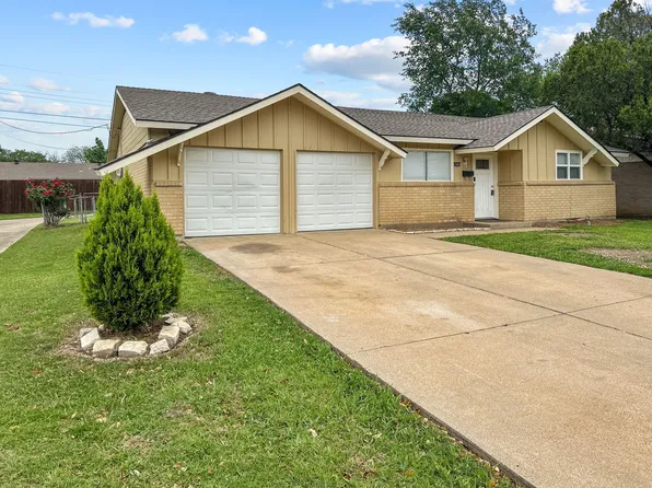 3837 Finley Rd, Irving, TX 75062