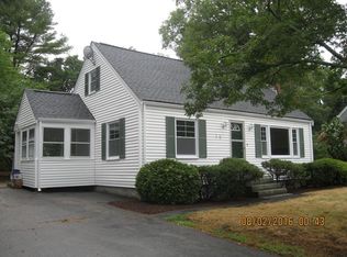15 Oak St, Foxboro, MA 02035