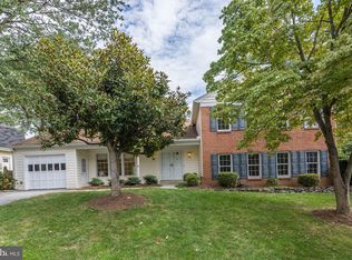 8 Turnham Ln, Gaithersburg, MD 20878