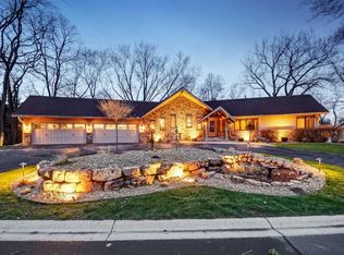 2890 13th Ter NW, New Brighton, MN 55112