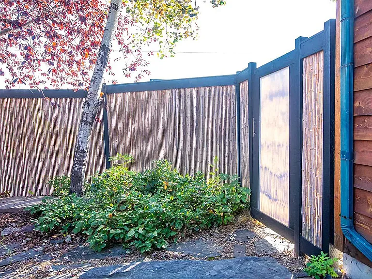 648 Denver St — Photo 24