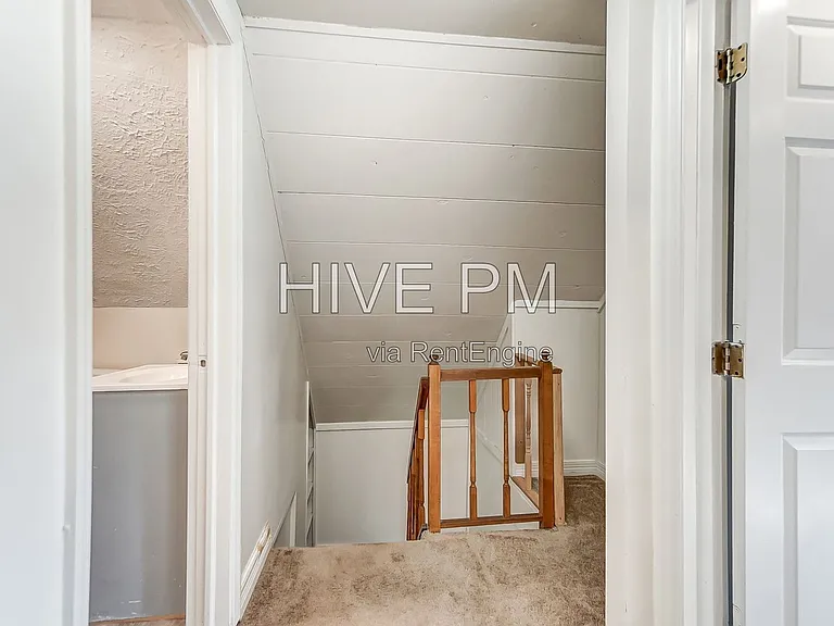 3246 Linwood Ave #2 — Photo 25
