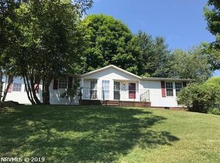 1685 Blair St, Christiansburg, VA 24073