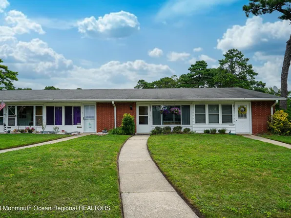 643E Plymouth Drive, Lakewood, NJ 08701