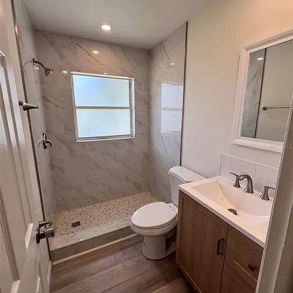 3339 Van Nuys Loop — Photo 8