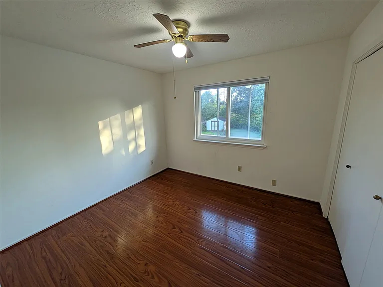 17054 Cairnlassie St — Photo 15