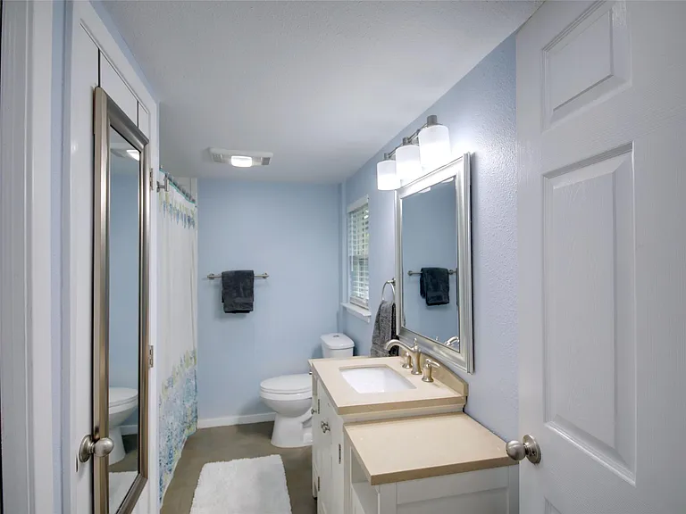 2325 Newfield Ln #A — Photo 20