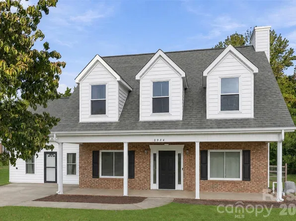 2984 Daffodil Ct, Gastonia, NC 28054