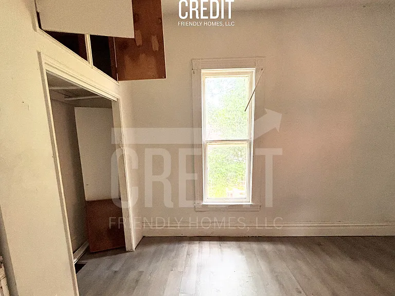 1700 E Prairie Ave — Photo 9