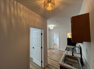 1941 16th St SE APT 1, Washington, DC