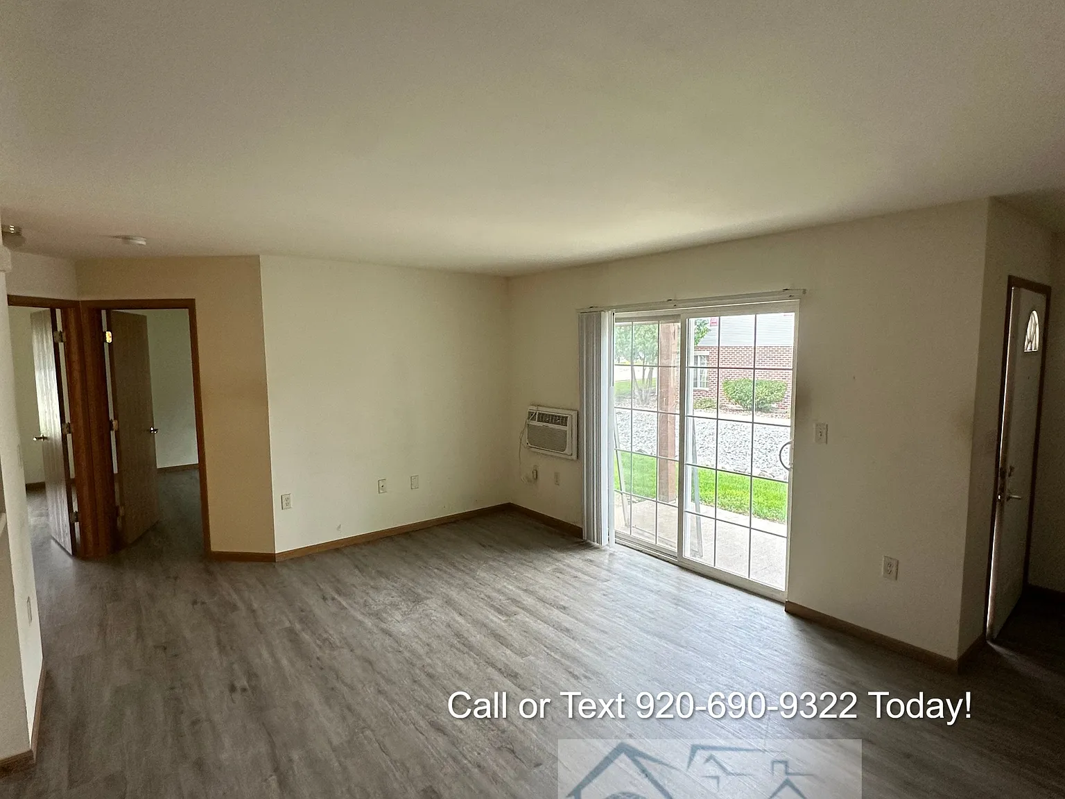 1730 Robin Ave, Oshkosh - 8 — Photo 4