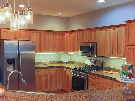 3rd image of 4019 NE 91st Cir