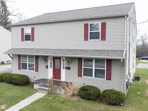 3rd image of 915 Burcham Dr #915B