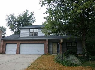 8932 Nora Woods Dr, Indianapolis, IN 46240