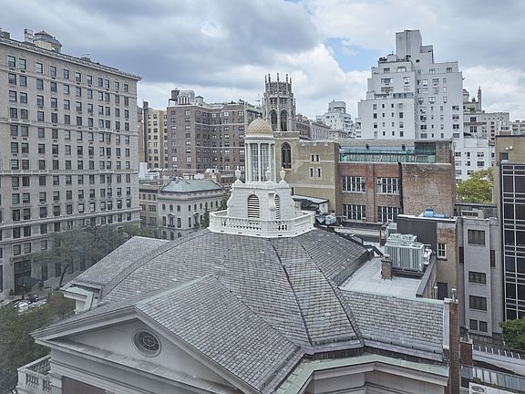 4th image of 575 Park Ave #806