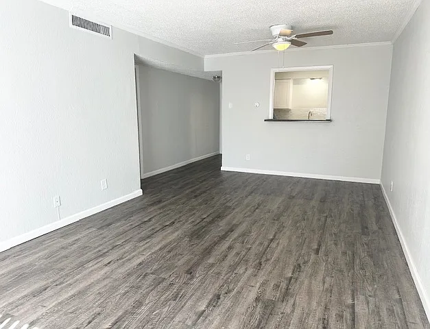 1231 Cavender Dr #101 — Photo 4