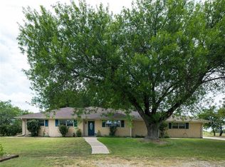 4630 S Robinson Dr, Lorena, TX 76655