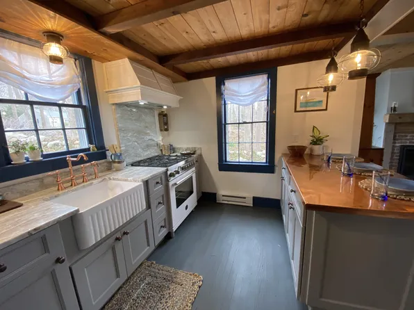1825 Main Street, West Barnstable, MA 02668