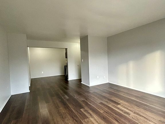 4th image of 360 Walnut St Unit 101