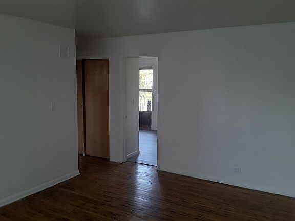 2nd image of 4912 Mulford St #2C