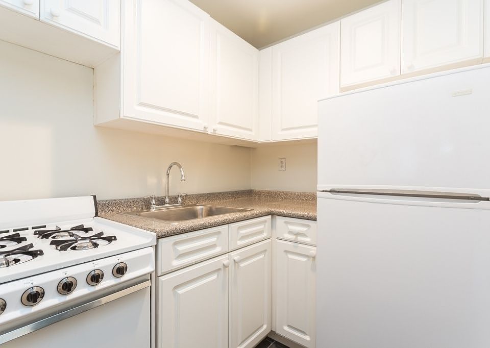 1st image of 343 E 76th St APT 5A