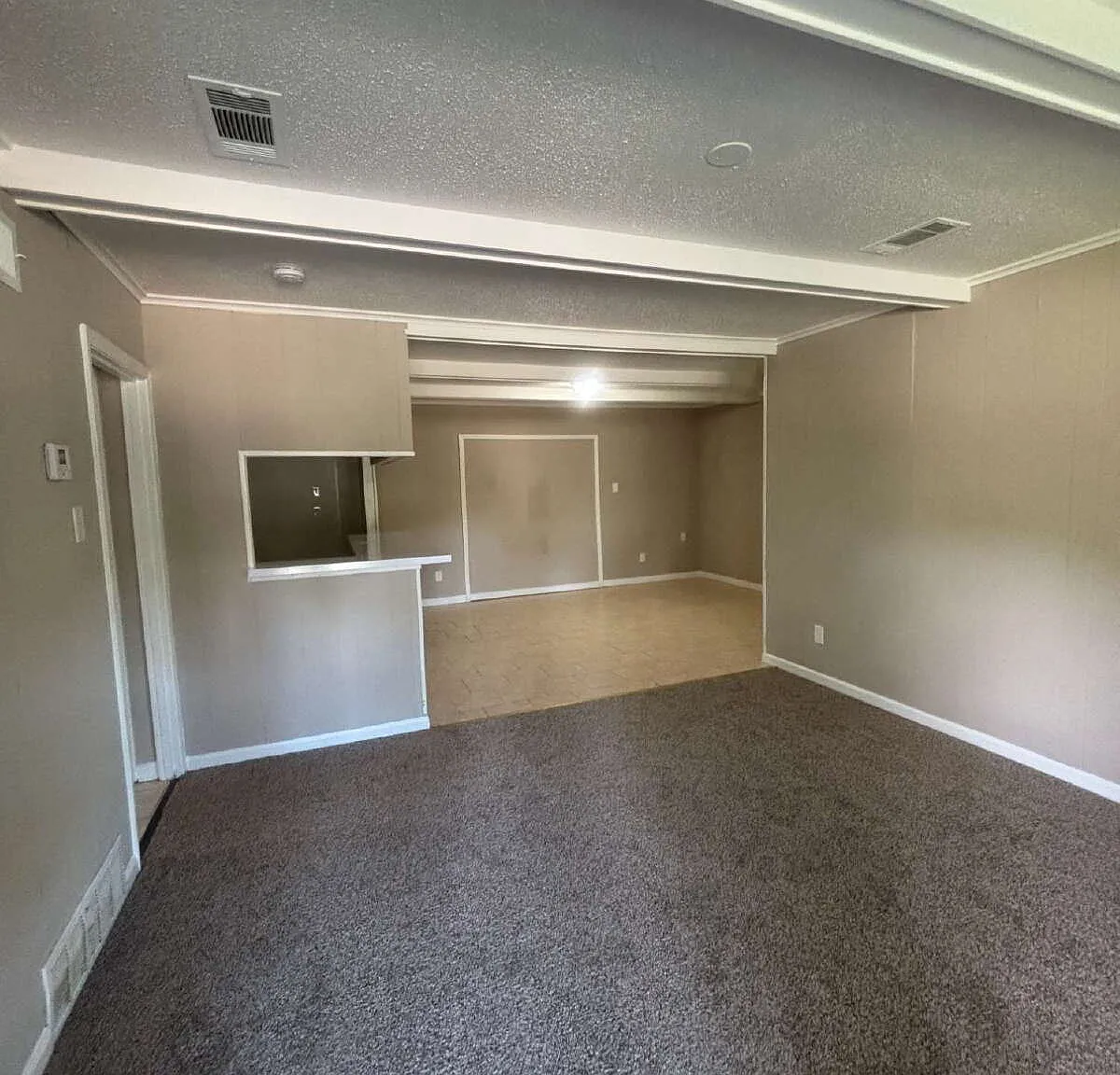 3 bed, 1.5 bath, $1,450 — Photo 4