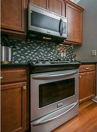 5th image of 1459 Sedgefield Dr