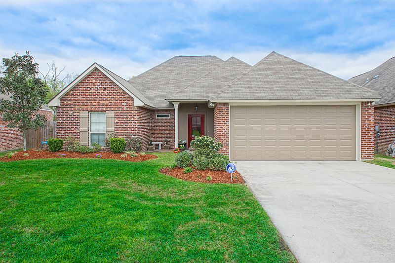 1st image of 40352 Creek Bend Dr