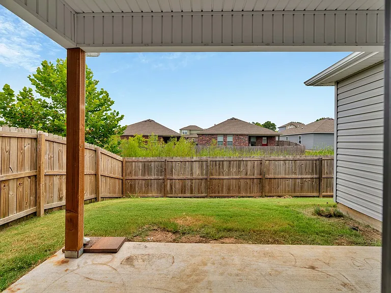 1181 S Ivory Bill Ln — Photo 18