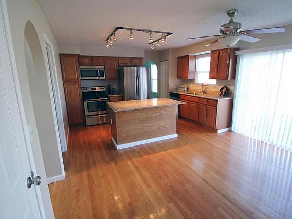 4th image of 3275 Payday Ln