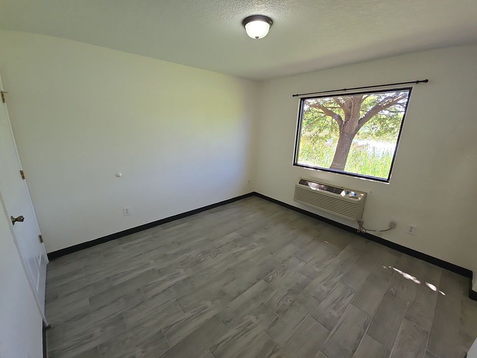 1st image of 126 Alton Ave #C9