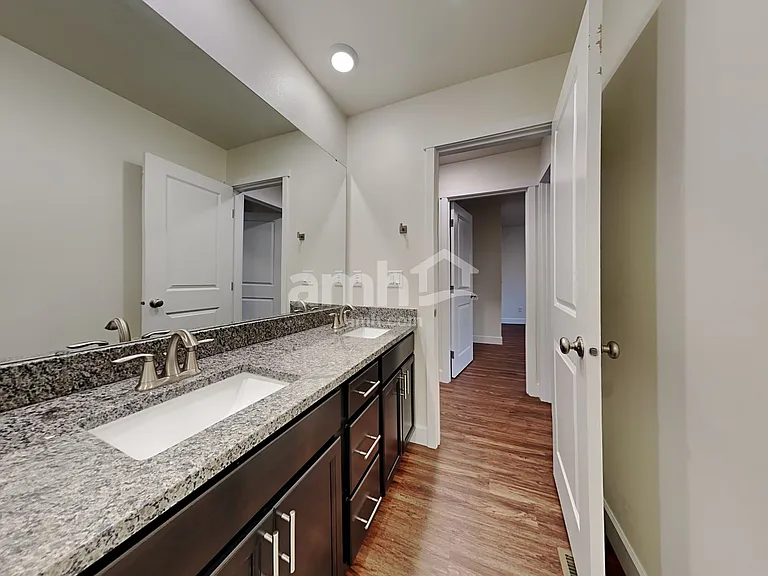 12451 83rd Ave E — Photo 14
