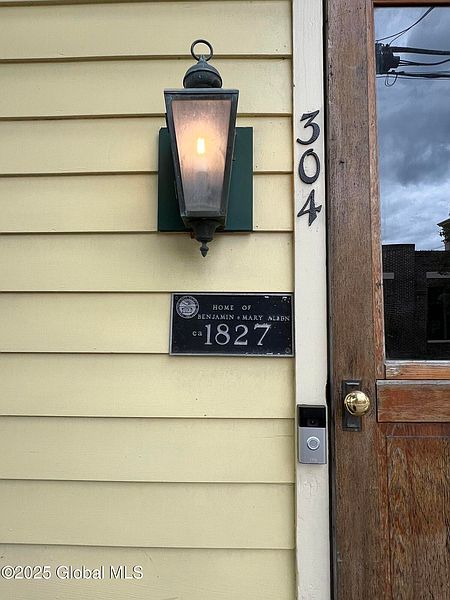 3rd image of 304 Green Street